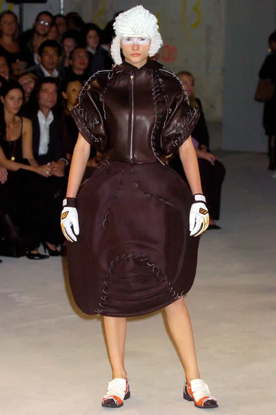 Look 14